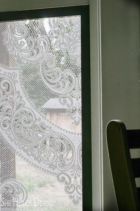This project is good for a window covering, privacy screening or a lace window screen. By using some 1x2's and thrifted lace you can make your own! Interior, Tela, Windows, Decoration, Diy Lace Window Screen, Diy Window Treatments, Window Coverings, Diy Lace Privacy Window, Diy Curtains