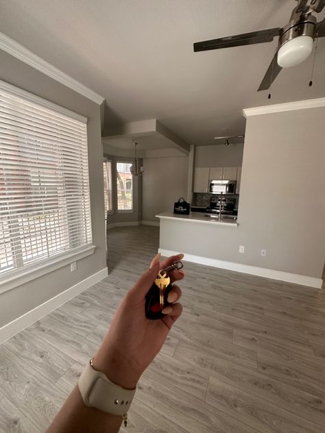 Houston, First Flat, Moving Into An Apartment, First Apartment Keys Aesthetic, Move In, Apartment Lease, Apartment Goals, Buying First Home, Luxury Lifestyle Dreams