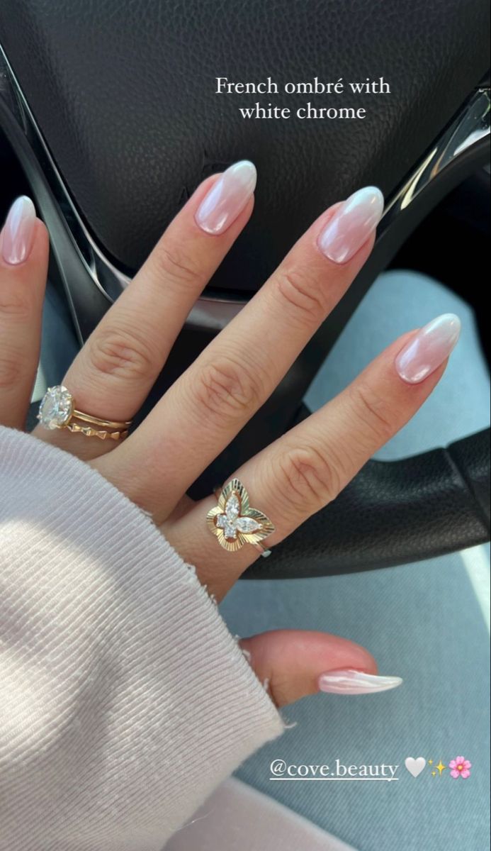 French Tip Nails, Round Square Nails, Classy Acrylic Nails, Wide Nails, Classy Nails, Classy Nail Designs, French Tip Gel Nails, Classic Nails, Classy Nail Art