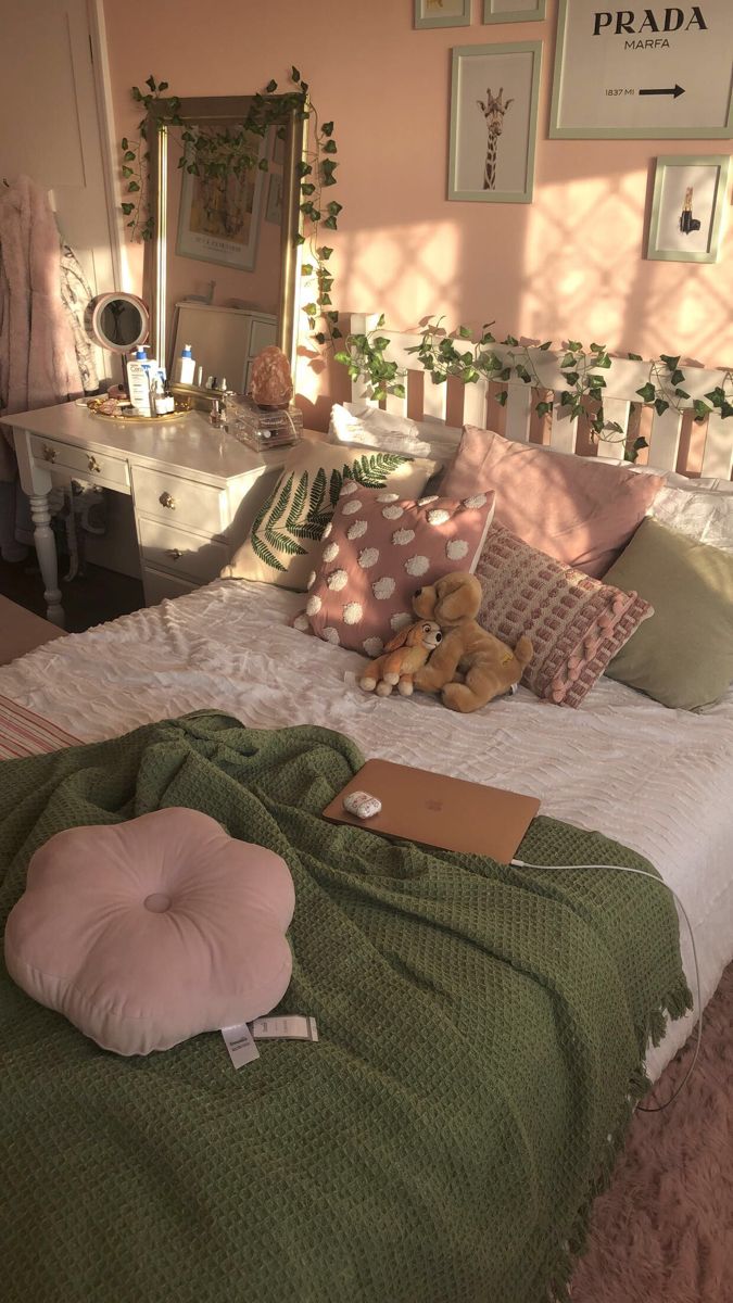 Cozy bedroom vibes