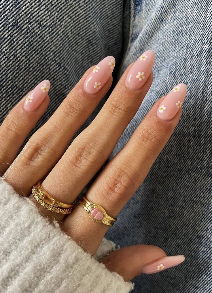 Manicures, Nail Designs, Pink White Nails, Summery Nails, Neutral Nails, Nails Inspiration, Daisy Nails, White Nail Designs, Nail Inspo
