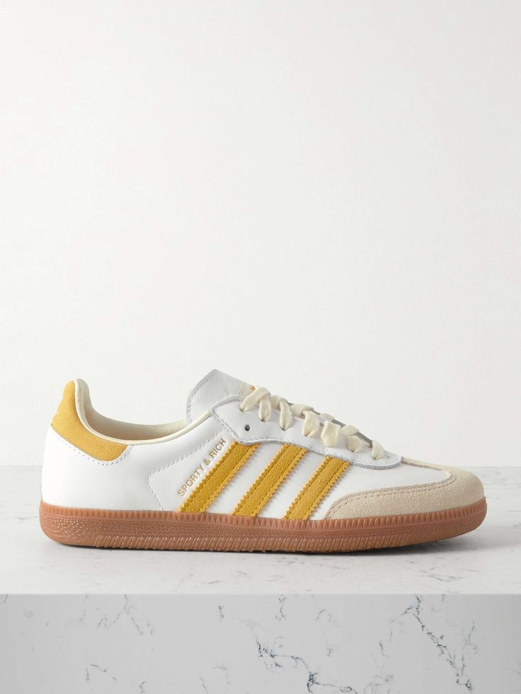 Trainers, Adidas Sneakers, Adidas Shoes Originals, Adidas Shoes, Low Top Adidas, Adidas Shoes Women, Adidas Originals Women, Adidas Originals, White Adidas Originals