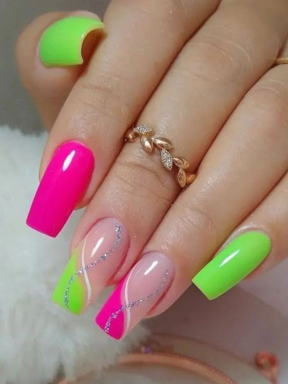 neon green and hot pink acrylic nails with swirls Summer Nails Neon, Lime Nails, Bright Summer Nails Designs, Lime Green Nails, Bright Nail Designs, Neon Nail Designs, Bright Gel Nails, Bright Nails, Bright Nail Art