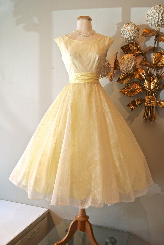 50s Dress // Vintage 1950s Lemon Chiffon Floral Haute Couture, Vintage 1950s Dresses, Vintage Vogue, 1950s Dresses, Vintage Gowns, 1950s Fancy Dress, Floral Chiffon, 1950s Dress, 50s Dress Vintage