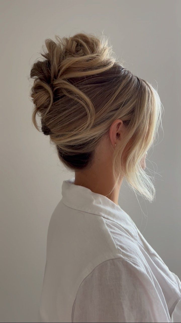 Up Dos, Updo For Long Hair, Loose Bun Hairstyles, Updo Styles, Thick Hair Updo, Hairstyles For Thick Hair, Curled Updo, Updo Hairstyle, Braided Updo Wedding
