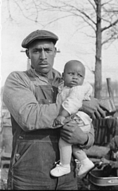 Arthur Rothstein, Evicted sharecropper and child, New Madrid County, Missouri, January 1939. FSA-OWI Collection, Library of Congress, LC-USF33- 002945-M2 