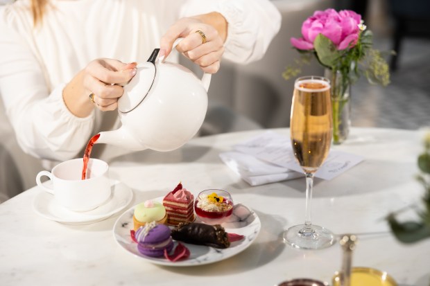 Mother's Day tea at The Ritz-Carlton, Chicago (James Gustin/The Ritz-Carlton, Chicago)