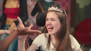 ‘Out of My Mind’ Director Says Learning ‘Everybody Communicates in a Different Way’ Was Key to Making Her Disability Drama | Video