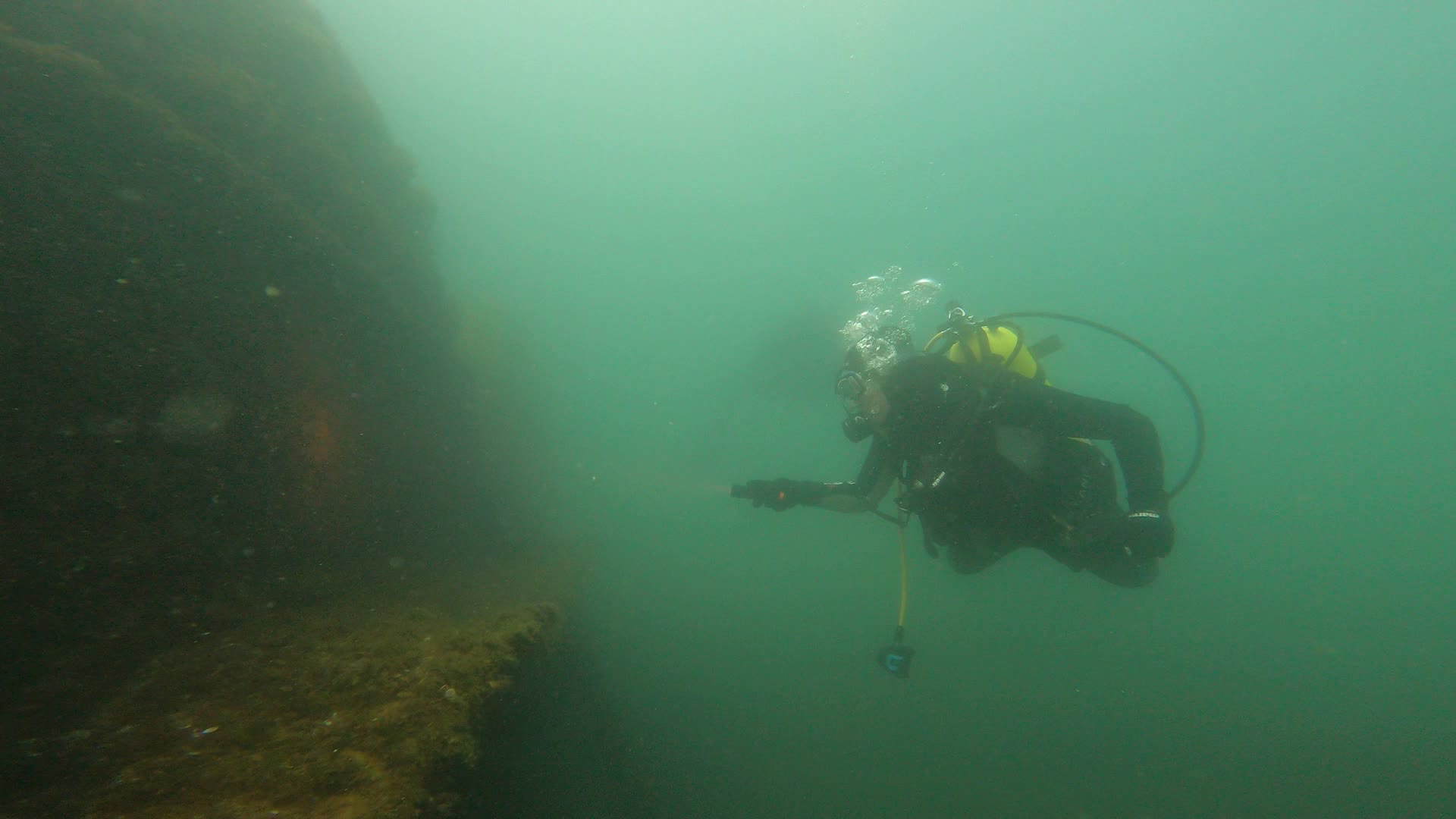Divers explore a shipwreck on Lake Michigan near Pentwater. (Sept. 7, 2022)
