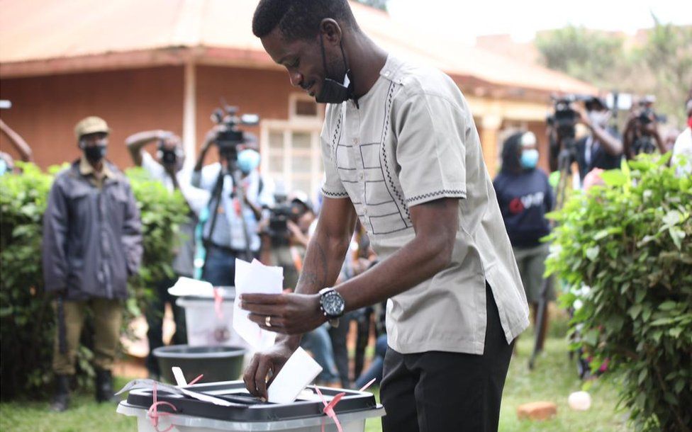 Bobbi Wine casts his vote on 14 January 2021