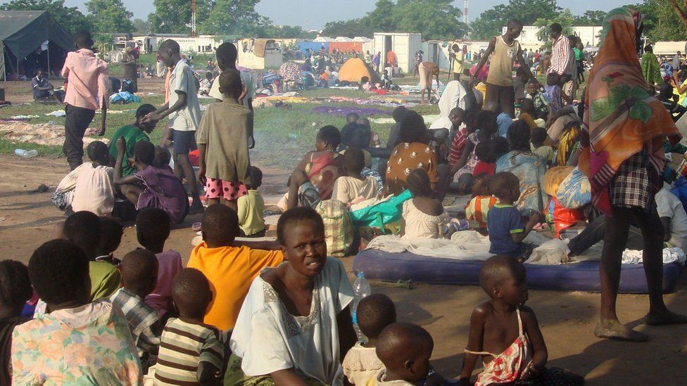 Displaced people taking shelter at a UN compound in Juba (UNMISS picture)