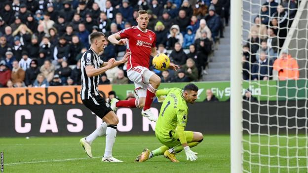Chris Wood scores for Nottingham Forest at Newcastle