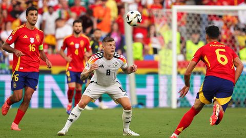 Toni Kroos im Spiel gegen Spanien - Pressestimmen