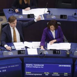 EU-Abgeordnete stimmen über das EU-KI-Gesetz ab.