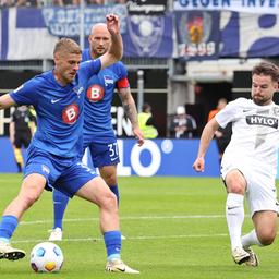 Marton Dardai im Spiel gegen die SV Elversberg am Ball. Quelle: imago images/Fussball-News Saarland