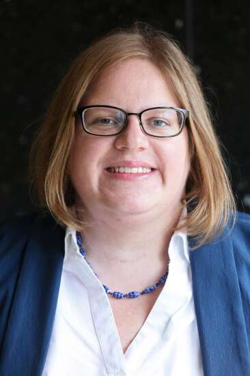 Cedar Rapids engineer Courtney Rowe joins 1st District Democratic race