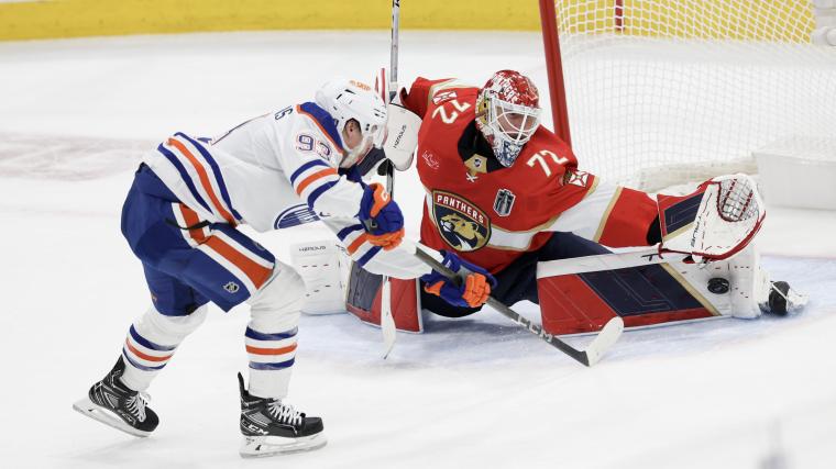 Sergei Bobrovsky, Panthers shut out Oilers in Game 1 win image