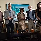 Linda Cardellini, Joyce Hiller Piven, Mitch Silpa, Alan Tudyk, and Jack Wallace in Welcome to Me (2014)