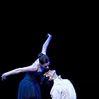 Chi Cao and Camilla Vergotis in Mao's Last Dancer (2009)