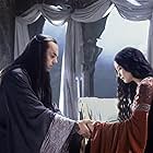 Liv Tyler and Hugo Weaving in El señor de los anillos: El retorno del rey (2003)