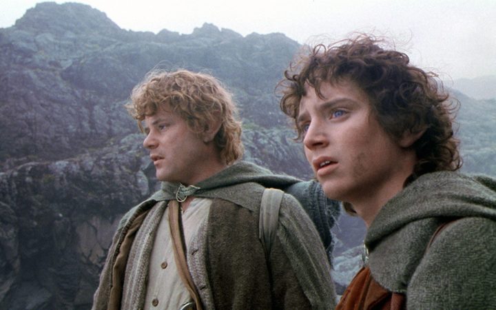 Sean Astin and Elijah Wood in The Lord of the Rings: The Two Towers (2002)