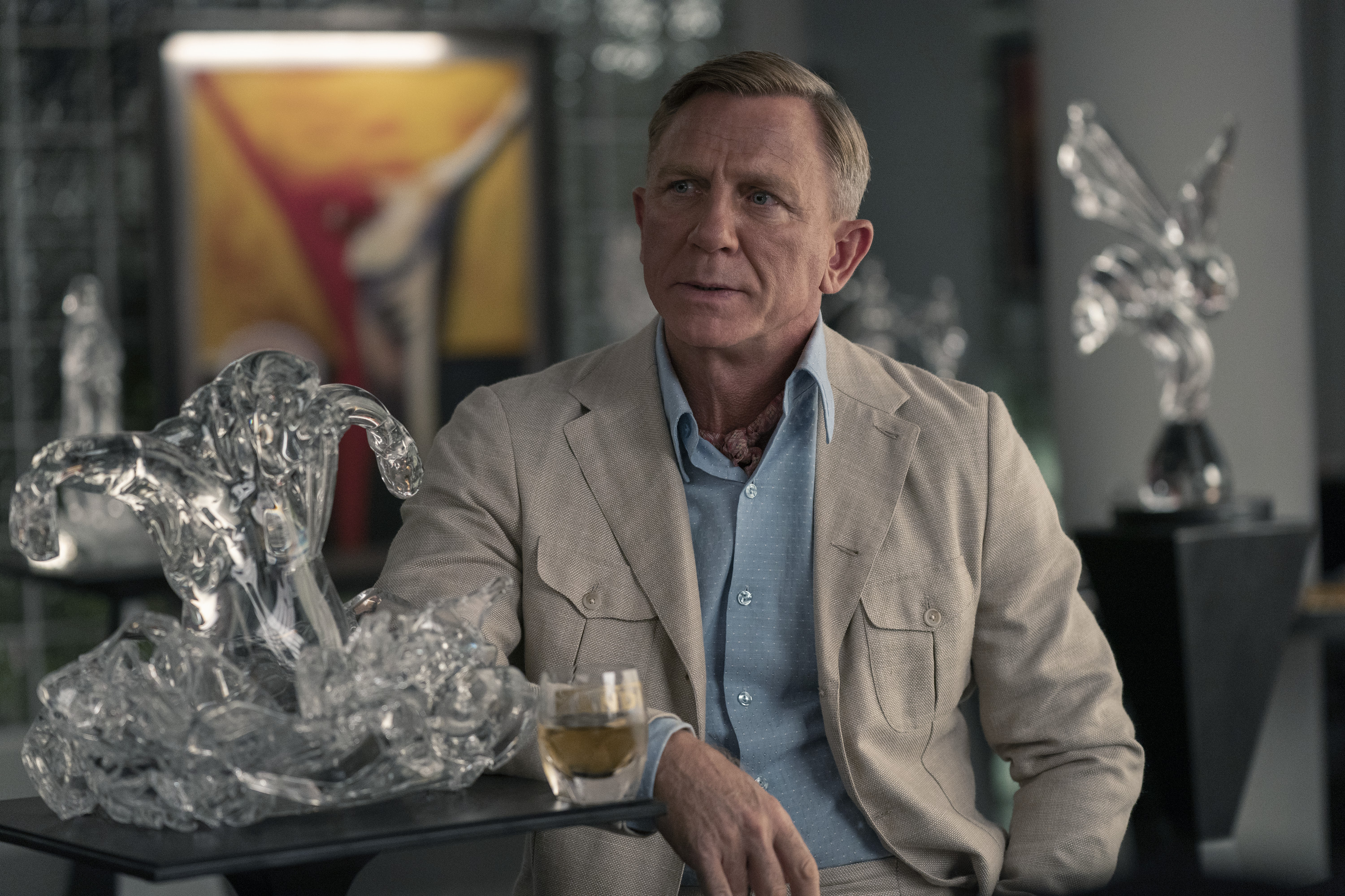 Daniel Craig in Glass Onion (2022)