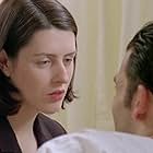 Gina McKee and Clive Owen in Croupier (1998)