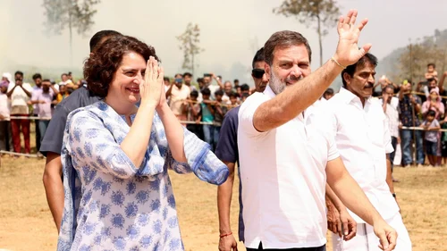 X/@INCIndia
 : Rahul Gandhi and Priyanka Gandhi Vadra | 
