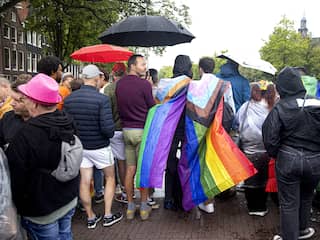 Man aangehouden voor poging tot aanrijden dragqueen tijdens Pride Amsterdam