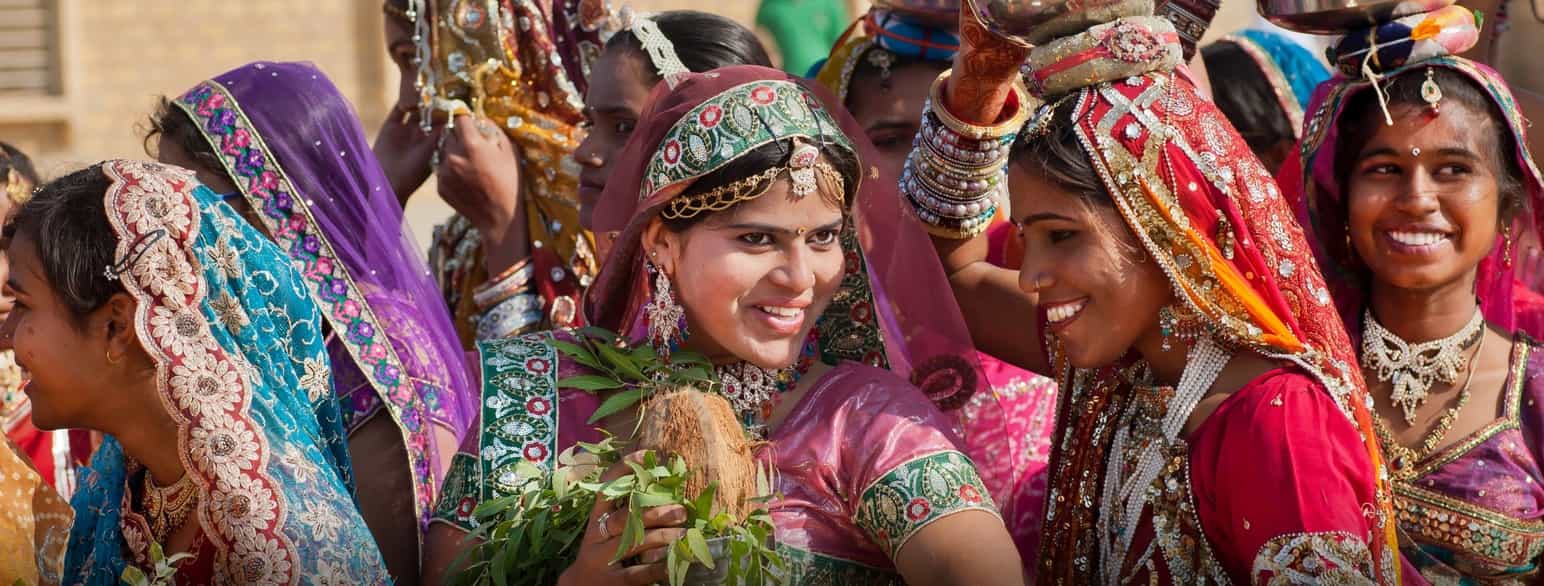 Kvinner i sari