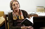 Знаменитая турецкая поэтесса Гюльтен Акын скончалась в возрасте 82 лет