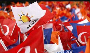 СМИ: Правящая партия Турции теряет союзников