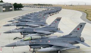 США планируют провести модернизацию турецких истребителей F-16 на $259 млн