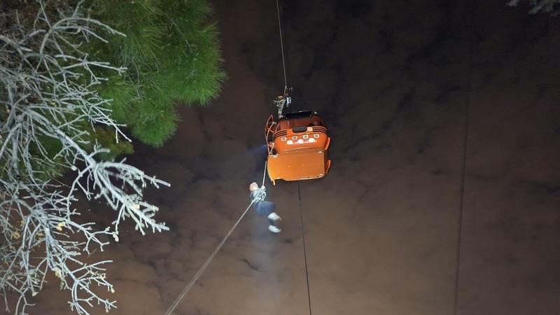 Спасатели в Анталье эвакуировали всех пассажиров с аварийного фуникулера