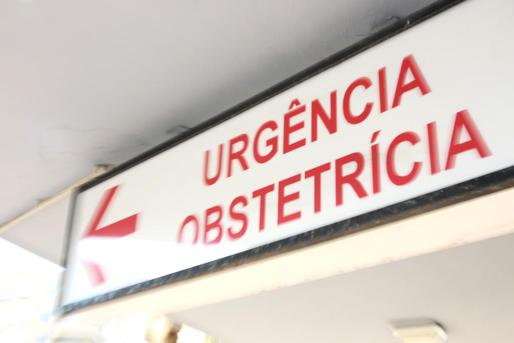 Afinal, mapas de urgências de obstetrícia e blocos de partos só são conhecidos na sexta-feira