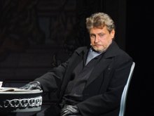 Александр Домогаров в спектакле «Маскарад»