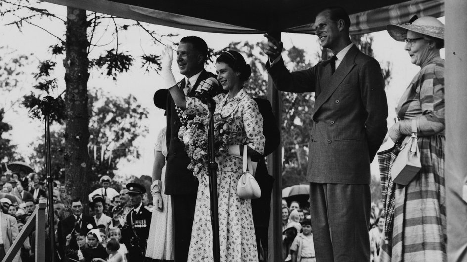 Slide image for gallery: 7294 | Елизавета II и принц Филипп празднуют 70-ю годовщину помолвки
