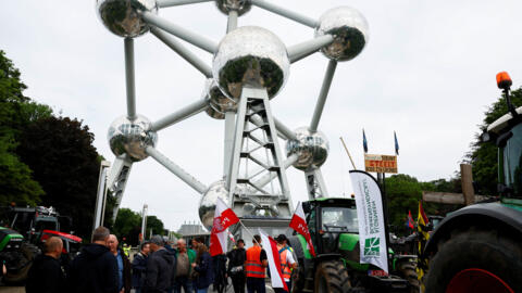 European farmers demonstrate ahead of the European Parliament election, at the Atomium in Brussels, Belgium June 4, 2024
