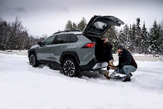 7 Reasons to Switch to Winter Tires at 7 Degrees