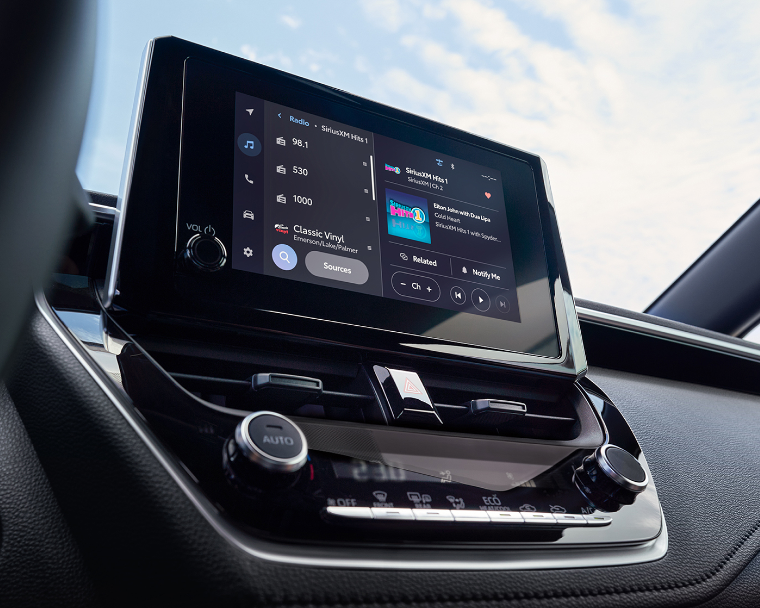 Corolla Hybrid SE AWD Interior Display