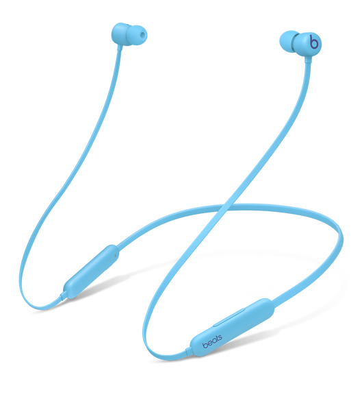 Bezdrátová sluchátka Beats Flex na celý den v plamínkově modré s dvoukomorovým akustickým řešením pro dosažení vynikající separace sterea a přesného podání basů.
