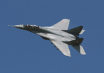 Минобороны России подтвердило, что палубный истребитель МиГ-29К упал во время захода на посадку на крейсер "Адмирал Кузнецов"