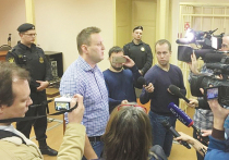 Политическая стрела, выпущенная Путиным в Навального, прошла мимо цели