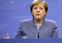 Несмотря на все допущенные просчеты, она по-прежнему самый популярный политик в Германии