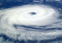 «Два года назад Гидрометцентр России собирался давать имена собственные штормам и мощным циклонам, рожденным на нашей территории