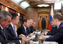 Дмитрий Медведев опробовал новый формат совещаний с чиновниками
