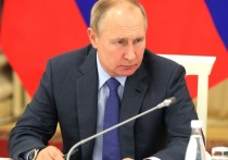 На Совете по межнациональным отношениям в Нальчике Владимир Путин раскритиковал политику федеральных телеканалов, которые отказываются показывать сюжеты на этнические темы и привлекают некомпетентных экспертов, стравливающих народы