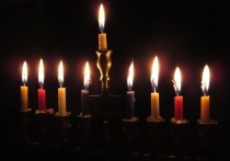 С вечера 22 декабря до вечера 30 декабря люди, исповедующие иудаизм, будут праздновать Хануку