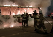 Автобус, следующий в сады Кугуван, загорелся на Ленинском проспекте Йошкар-Олы