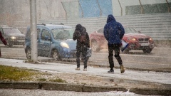 На Новосибирск обрушились снежные заряды